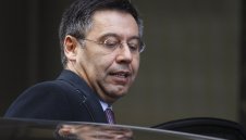 Деца притискат боса на Барса: Купи Неймар!