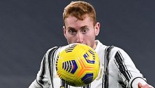 Юве извива с клауза ръцете на Тотнъм за швед