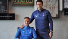 Тотнъм поднови договора на Трипиър