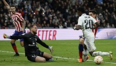 Облак плюе Реал Мадрид: Съдийски отбор, но вече свикнахме! 