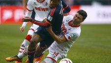 Клоп стяга армията си с Хектор