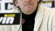 Шустер доволен, че може да се фокусира над Примера