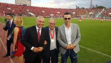 Бербатов прогнозира: Ман Юнайтед може да детронира Ливърпул