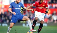 Челси хвърли око на Марсиал