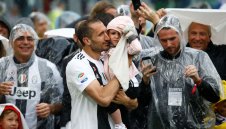 Юве задържа "старчетата" Киелини и Бардзали