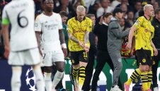 Лос Анджелис Галакси дърпа Марко Ройс