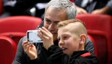 Жозе омаловажи труда на Бристол: Тези са пълни късметлии!