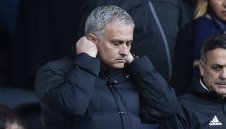 "Къртицата" в Юнайтед трепери от Моу