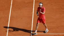 Циципас е на финал в Монте Карло