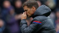 Рой Ходжсън сменя Де Бур?