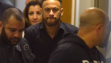 В ПСЖ им писна, разкарват скандалджията Неймар