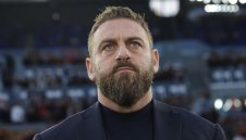 Де Роси изригна: Не ни дадоха дузпа!