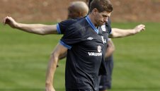 Стиви Джи: Клоп е велик мениджър, ще донесе много трофеи на Ливърпул