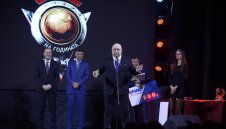 България има реален шанс да бъде домакин на световно или европейско по футбол