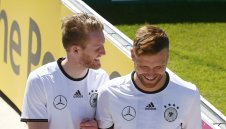 Тухел иска Шюрле в Дортмунд