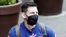 Лео Меси вече е в Барселона, подписва нов договор до дни