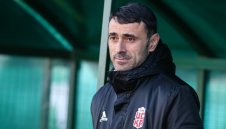 Ще има ли уволнение? Тошко Янчев подсмърча след загубата от ЦСКА