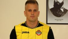 Австрийци цакат Левски за вратаря на Ботев