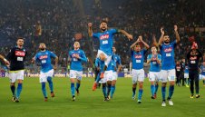 Босът на Наполи: Невъзможно е да излъжем старото куче Гуардиола