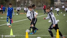 По стъпките на Недвед. Ювентус Джуниър Камп отвори врата у нас + ВИДЕО