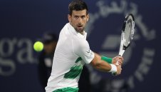 Джокович с нова победа в Дубай