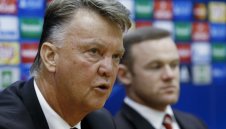 Ван Гаал ще се радва и на точка в Москва