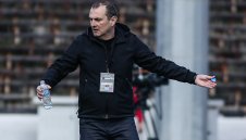 Славия с важен ход