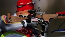 Мики Грайс донесе първата победа за Германия в мъжкия биатлон за този сезон