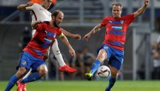 Рома се препъна в Чехия + ВИДЕО