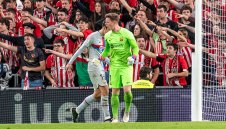 Барса преследва 53-годишен рекорд за "сухи мрежи"