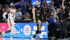 Голдън Стейт спря серията си от загуби срещу Финикс