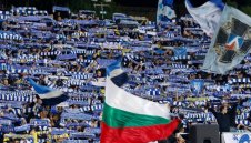 ИСТЕРИЯ: Спекуланти искат 110 лева за Левски - Марибор