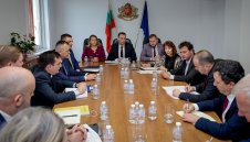 Министър Иван Пешев се срещна с представители на Комитета по сигурност