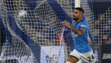 Наполи няма спирка, продължава със стопроцентов актив