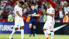 Холандия рухва страшно и бързо