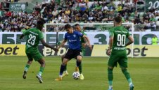 Скандално! Съдиите и ВАР подариха победата на Лудогорец срещу Черно море