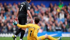 Най-скъпият вратар в света зарязва Челси заради Атлетик?