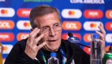 Край на една епоха: Уругвай уволни легендата Оскар Табарес