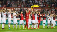 Кьолн е новият лидер в Бундеслигата