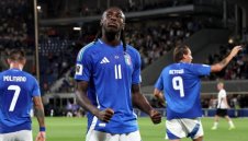 Национал на Италия залюби Мис Вселена + СНИМКИ