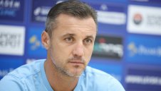 ОФИЦАЛНО: Твърд титуляр на Левски аут за Септември