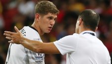 Челси не се отказва, вади 40 милиона паунда за Стоунс