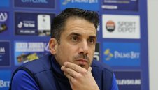 Левски готви чистка 