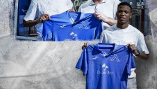 Шеху резнал португалци заради Левски