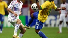 Как Ман Юнайтед пропусна да вземе Шиърър, Зидан и Роналдиньо