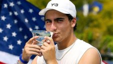 Иван Иванов спечели "българския" финал на Ю Ес Оупън