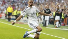 Пепе аут срещу Малага