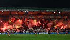 Байерн се пребори с Унион и некадърен съдия за Купата