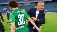 Лудогорец уволнява Ивайло Петев при отпадане от Балкани