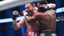 Бивш шампион в готовност да смени Кобрата срещу Джошуа 